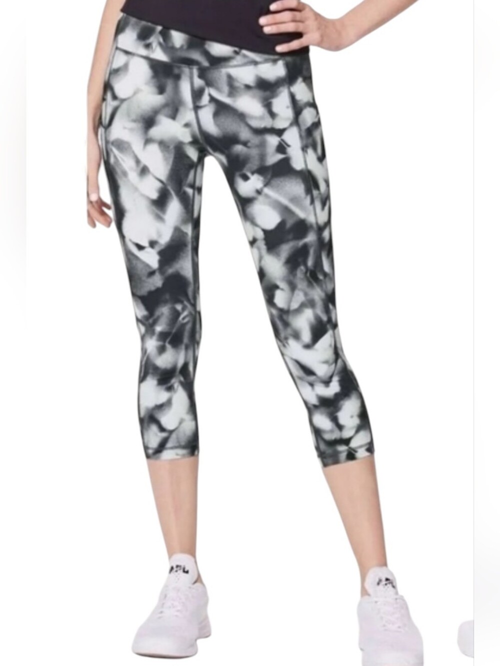 Lululemon Crop Active Leggings Size Woman's 4